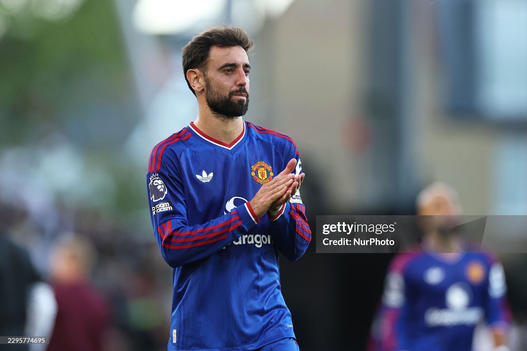 Bruno Fernandes không biết phải làm gì với những đối thủ có đội hình phòng ngự lùi sâu