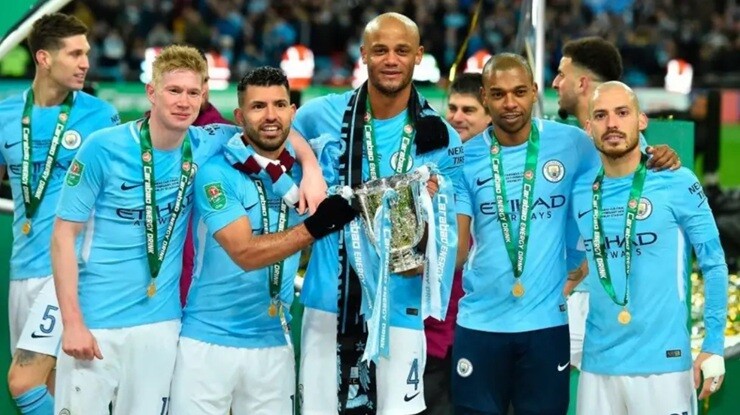 De Bruyne, Sergio Aguero, Fernandinho và David Silva đều được Man City chiêu mộ trong giai đoạn CLB vi phạm các quy định tài chính