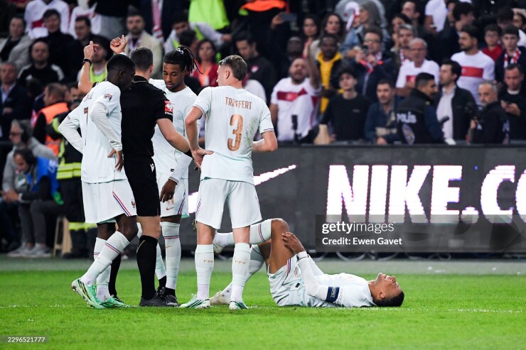 Chấn thương của Mbappe khiến Real Madrid đứng ngồi không yên