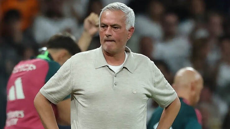 Mourinho không cho thấy khả năng ứng biến về mặt chiến thuật