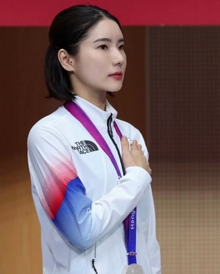 Mỹ nhân đấu kiếm số 1 thế giới nhận lệnh phải chiếm 2 HCV ASIAD 2026 - 6
