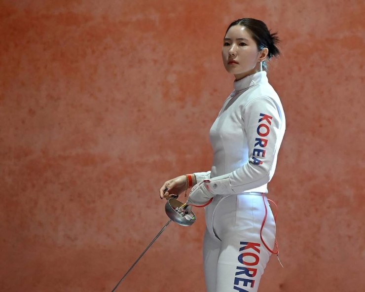 Mỹ nhân đấu kiếm số 1 thế giới nhận lệnh phải chiếm 2 HCV ASIAD 2026 - 8