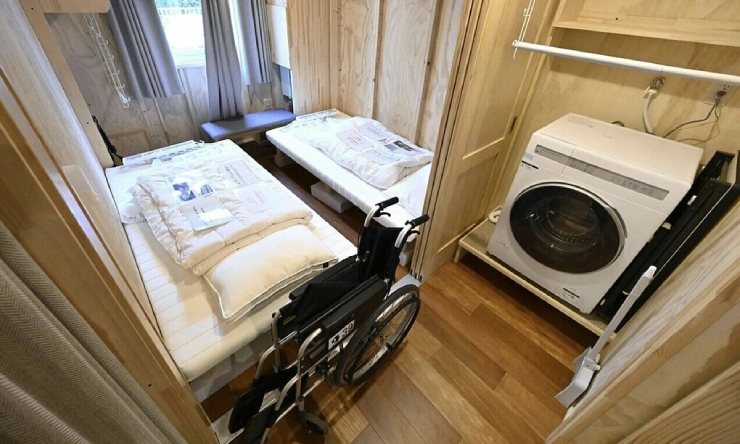 Khác với du thuyền xa hoa, căn phòng "hộp di động" khá chật hẹp