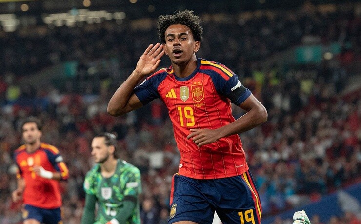 Yamal và Tây Ban Nha cho thấy chất lượng giúp họ đăng quang World Cup 2026 trong chiến thắng trước ĐT Anh tại Wembley