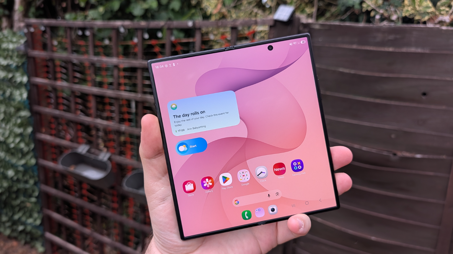 Galaxy Z Fold8 Ultra.