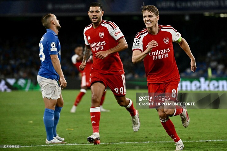 Odegaard tỏa sáng