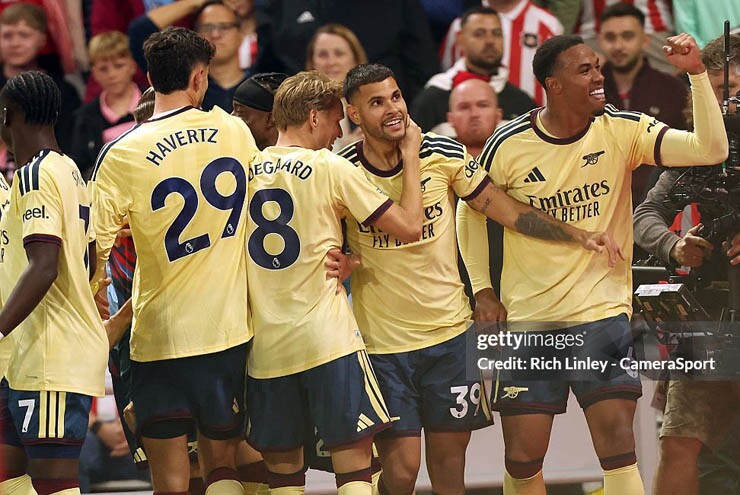 Arsenal thể hiện bản lĩnh