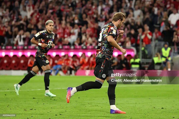 Ngày thi đấu miễn chê của hàng công Bayern Munich