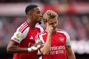 MU sút nhiều hơn Arsenal 30 lần nhưng ghi bàn ít hơn, nghịch lý oái ăm giữa 2 đội