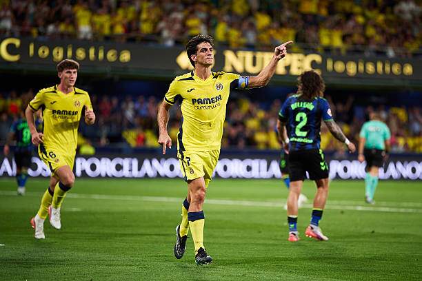 Gerard Moreno mở tỷ số cho&nbsp;Villarreal sau nhiều lần mừng hụt liên tiếp của đội chủ nhà