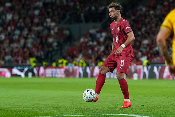 MU đang nín thở theo dõi tình hình của Bruno Fernandes
