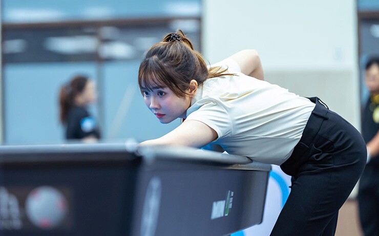 Một số nữ cơ thủ xinh đẹp tranh tài tại giải.