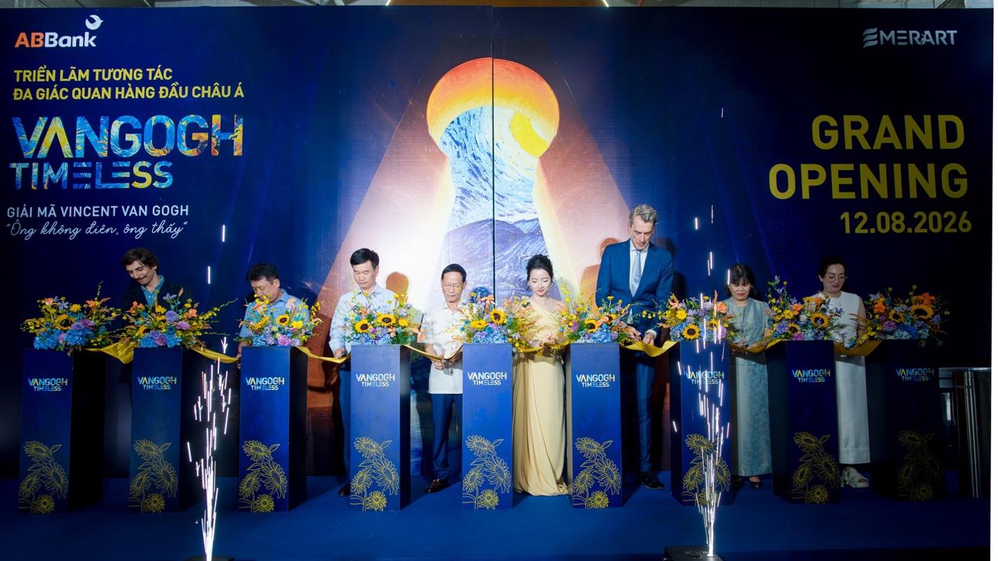 Triển lãm Van Gogh Timeless chính thức khai mạc ngày 12/8 với sự tham dự, chứng kiến của các Đại biểu, quan khách và đông đảo công chúng