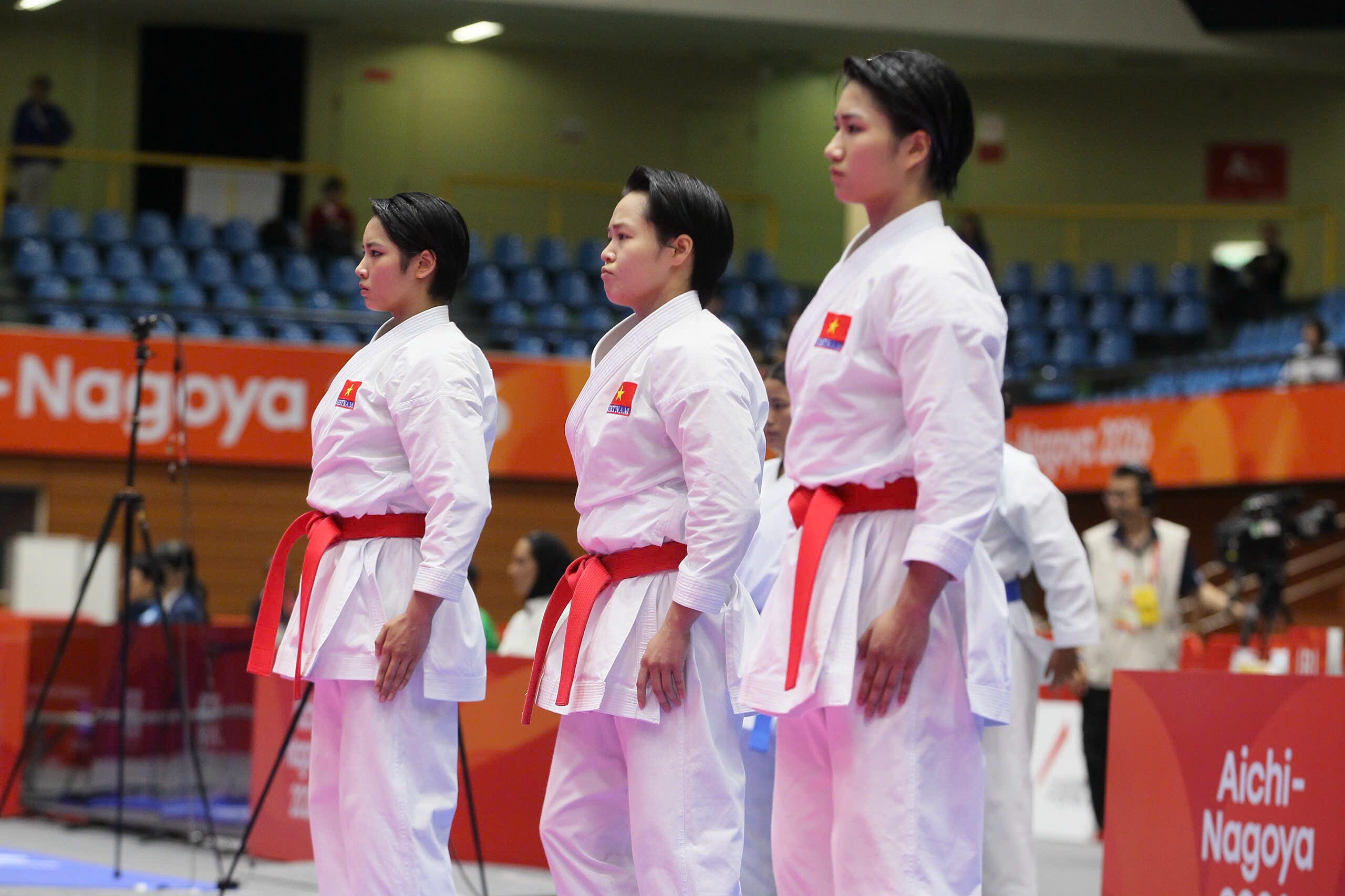Trực tiếp ASIAD 22/9: Karate Việt Nam tối thiểu có HCB, Huy Hoàng rút lui bơi 1.500m - 3