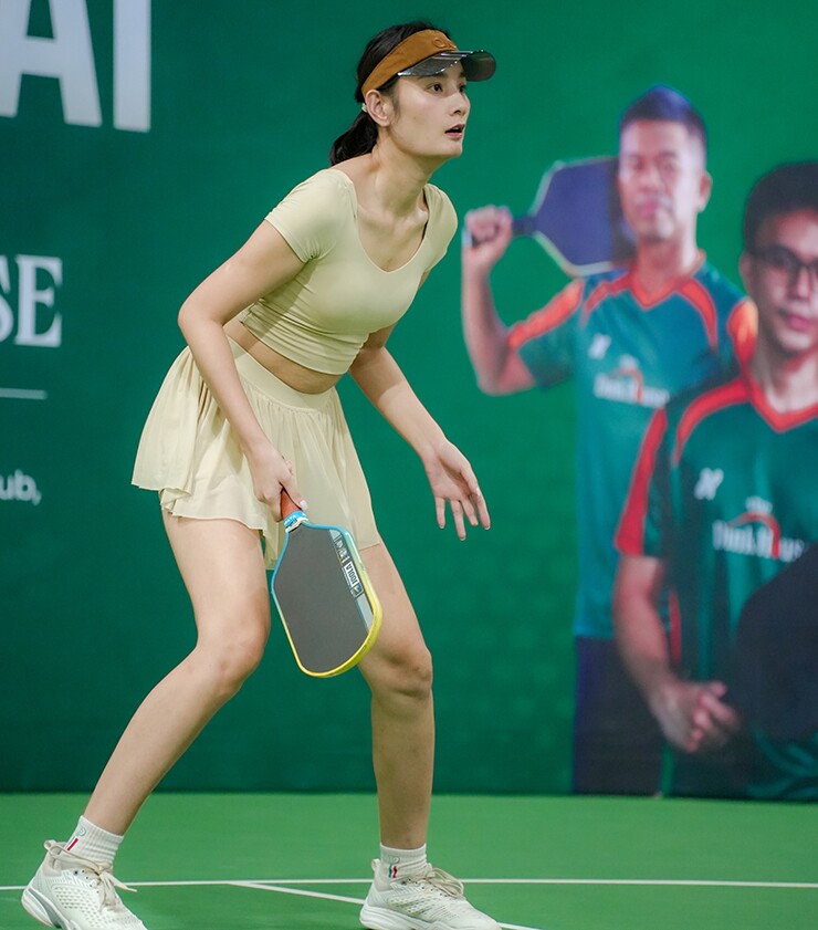 Người đẹp pickleball mất ngủ vì thua ngược khó tin, siêu mẫu cao 1m84 ăn mừng hụt - 3