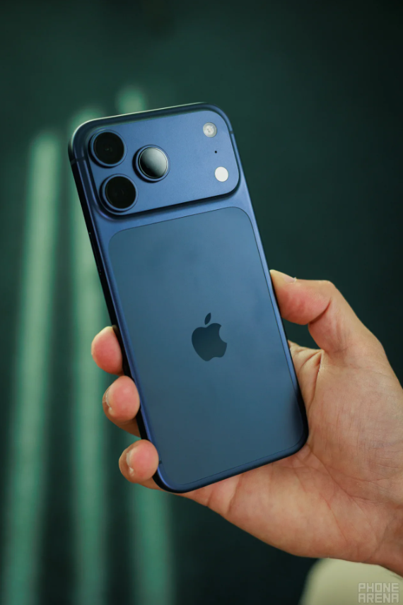 iPhone 17 Pro Max.