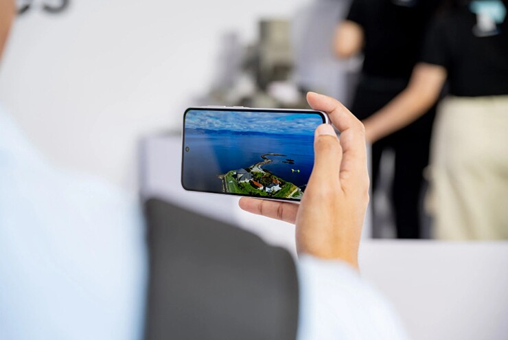 Galaxy A từng là sản phẩm dễ tiếp cận cho mọi người.