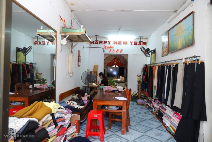 Cuộc sống tại tòa chung cư từng được ví 'xóm nhà giàu' ở Vinh - 14