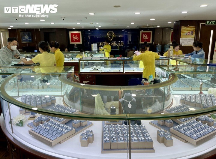 Năm 2026, cơ quan chủ quản giao SJC thực hiện doanh thu khoảng 15.440 tỷ đồng. (Ảnh: H.Linh)