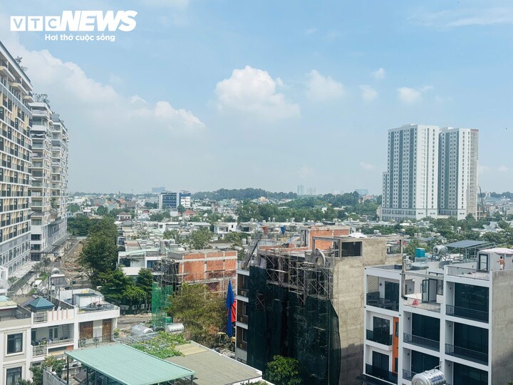 Nhiều dự án đang gấp rút hoàn thiện, mở ra cở hội sở hữu nhà cho người có nhu cầu ở thực. (Ảnh minh họa)