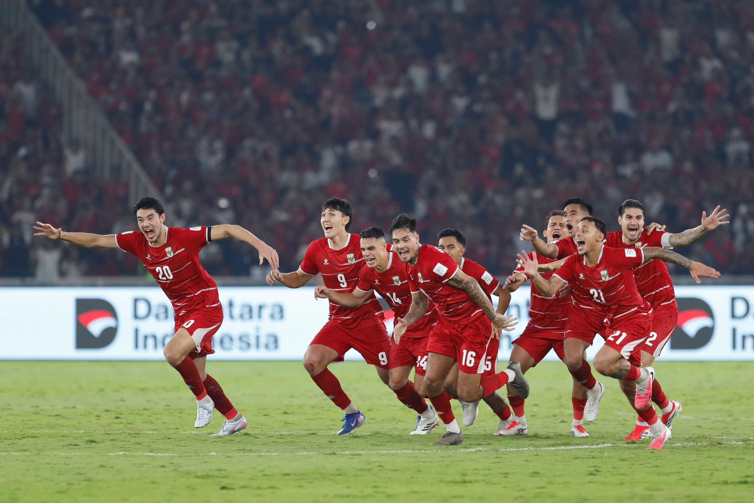Khoảnh khắc vỡ òa của ĐT Indonesia sau khi thắng loạt luân lưu gặp Thái Lan