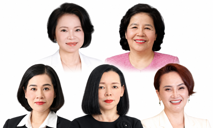 Bà Phạm Thu Hương (phía trên bên trái), bà Mai Kiều Liên, bà Nguyễn Thị Hoa, bà Nguyễn Bạch Điệp và bà Đặng Huỳnh Ức My. Ảnh: Fortune/Công ty cung cấp