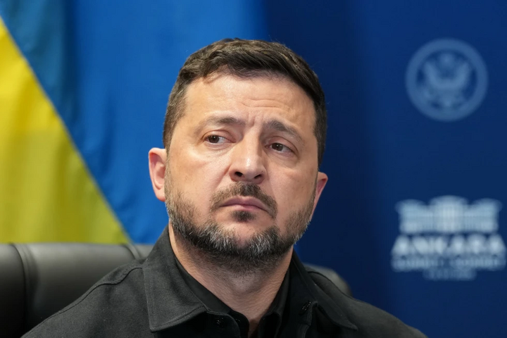 Tổng thống Zelensky cảnh báo khẩn, tố Nga chuẩn bị tấn công quy mô lớn - 1