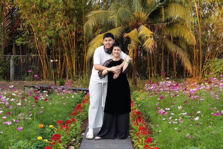 Nữ diễn viên đình đám bỏ showbiz đi bán xôi cua, trổ tài cắm loài hoa khó - 5