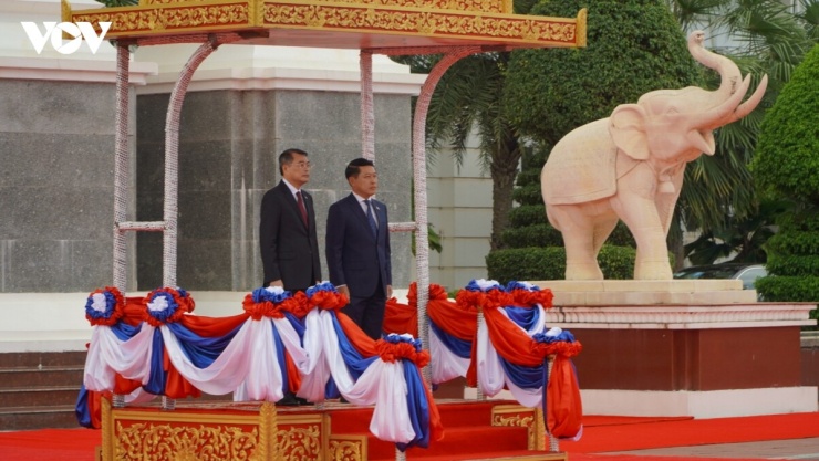 Lễ đón Thủ tướng Lê Minh Hưng thăm chính thức CHDCND Lào - 2