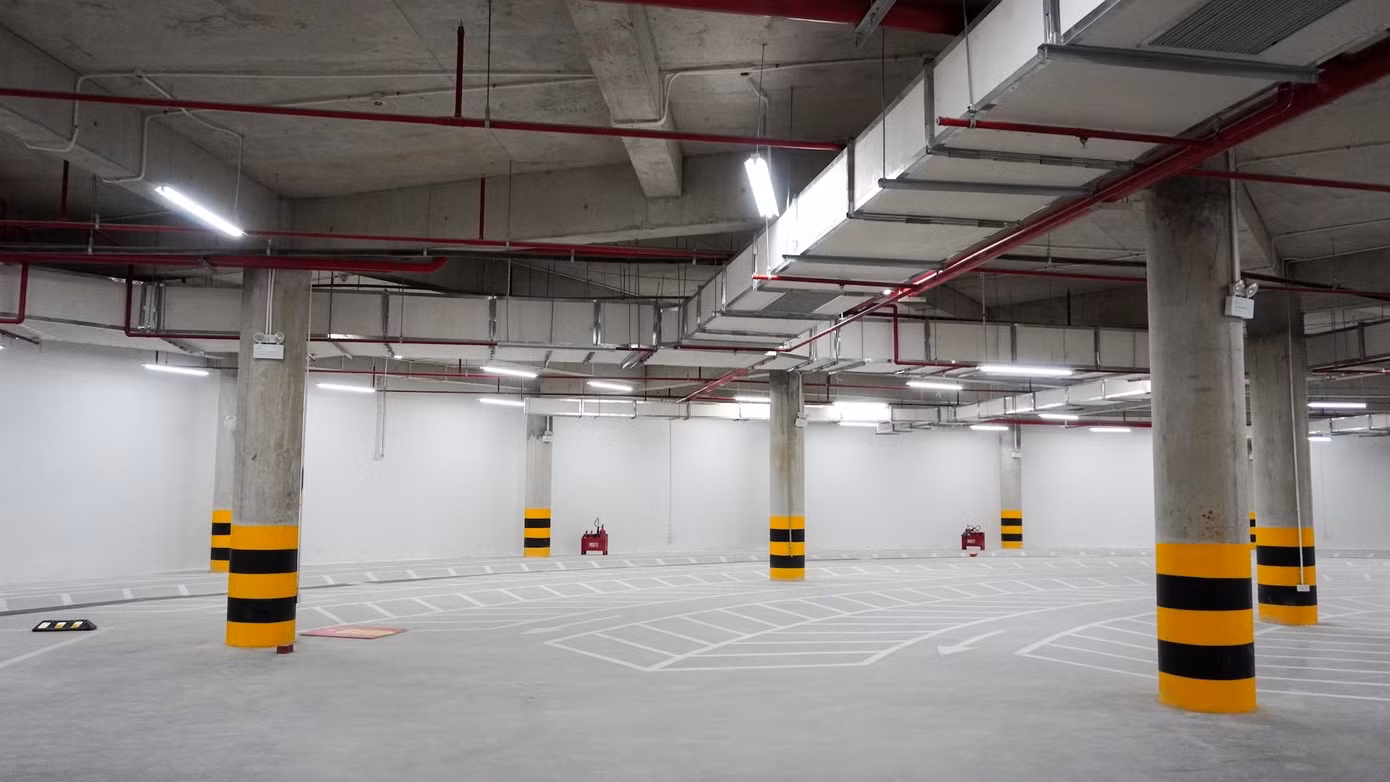Bên trong bến xe có hầm ngầm 'độc nhất vô nhị' ở Hà Nội - 10