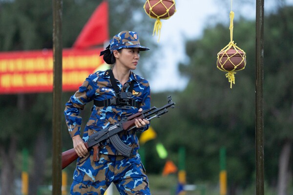 Văn Mai Hương khi ở trên thao trường.