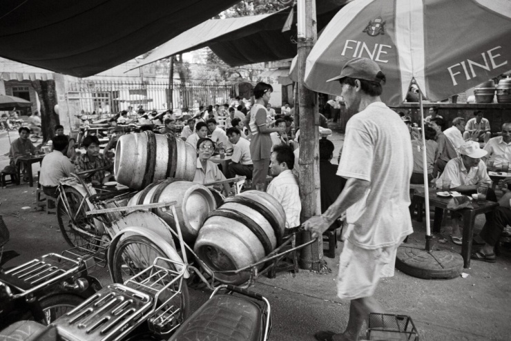 Nhịp sống Hà Nội thập niên 1990 qua ống kính nhiếp ảnh gia Anh - 6