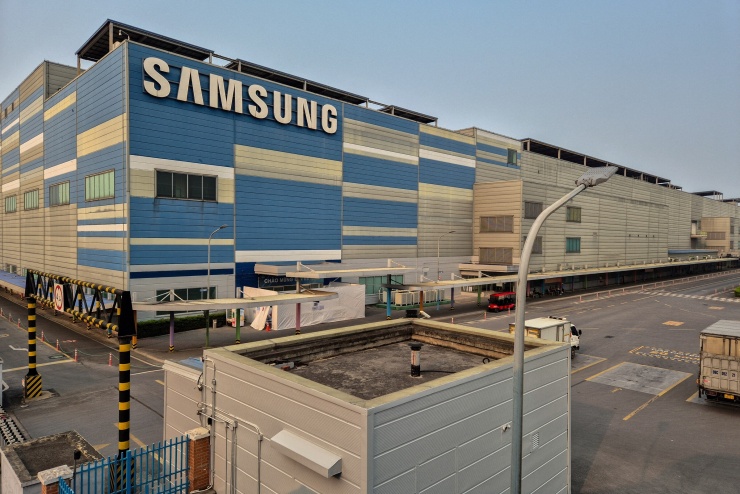Nhà máy Samsung Electronics Vietnam tại tỉnh Bắc Ninh ngày 3/4. Ảnh: Reuters