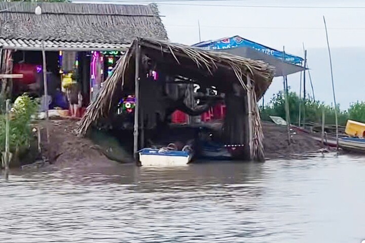 Nhà nạn nhân ở Cà Mau. (Ảnh: Anh Đào).