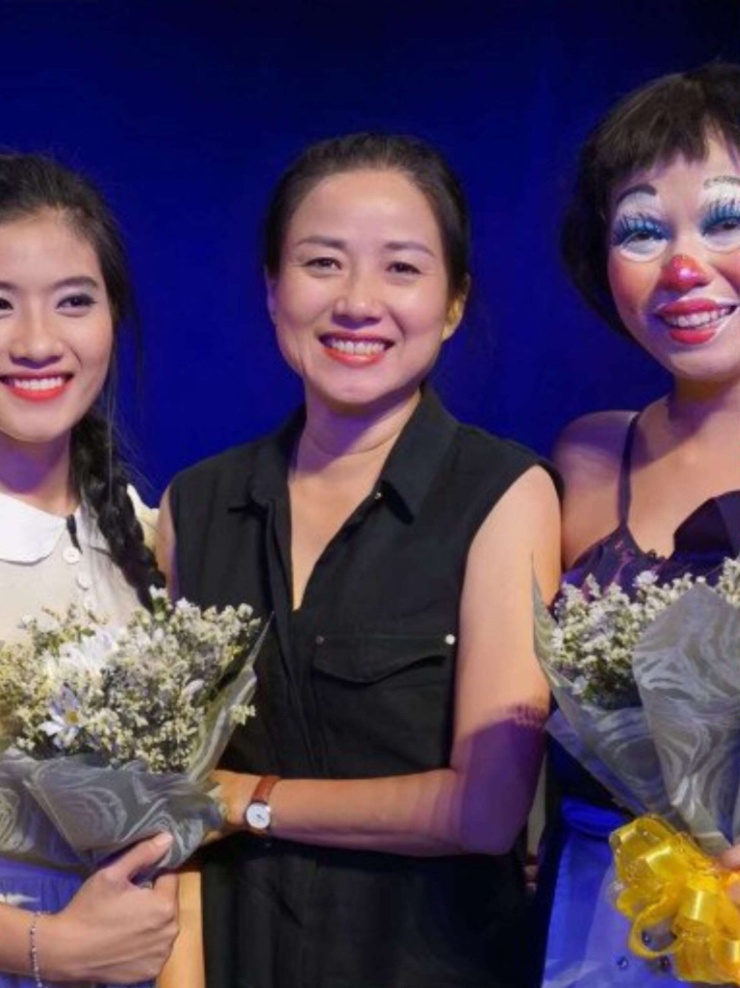 PGS Yến Chi được công chúng ngưỡng mộ tài năng diễn xuất xuất sắc, nhan sắc đài các và là nhà khoa học. (Ảnh: FBNV)