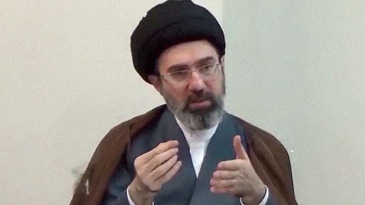 Lãnh tụ tối cao Iran Khamenei tuyên bố cực rắn giữa lúc Mỹ nhắm đến 350.000 binh sĩ Tehran - 1