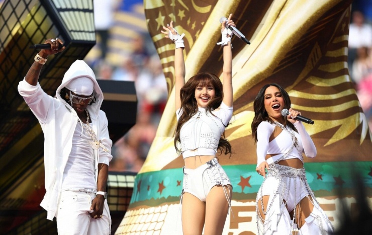 Lisa trong hành trình hoạt động solo, khám phá những màu sắc nghệ thuật mới ngoài BLACKPINK.