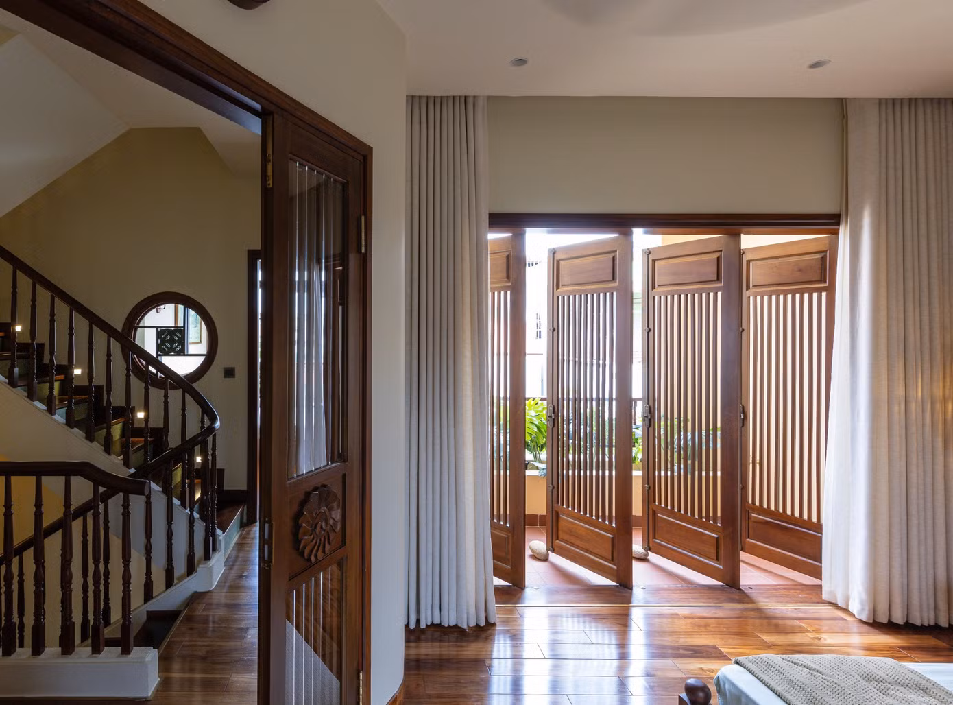 Ngôi nhà 100m² ngoại thành Hà Nội có phòng ngủ như tổ chim - 23