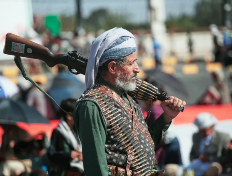 Người ủng hộ Houthi tại Yemen. Ảnh: AP