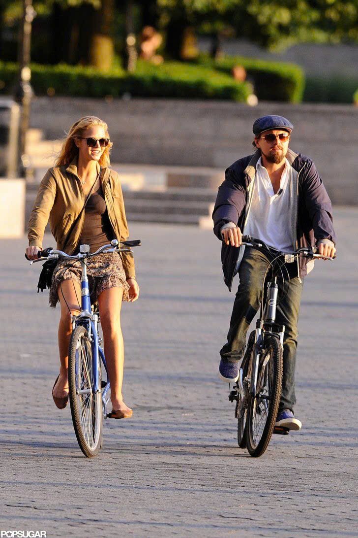 Leonardo DiCaprio thường xuyên đạp xe cùng Erin Heatherton.