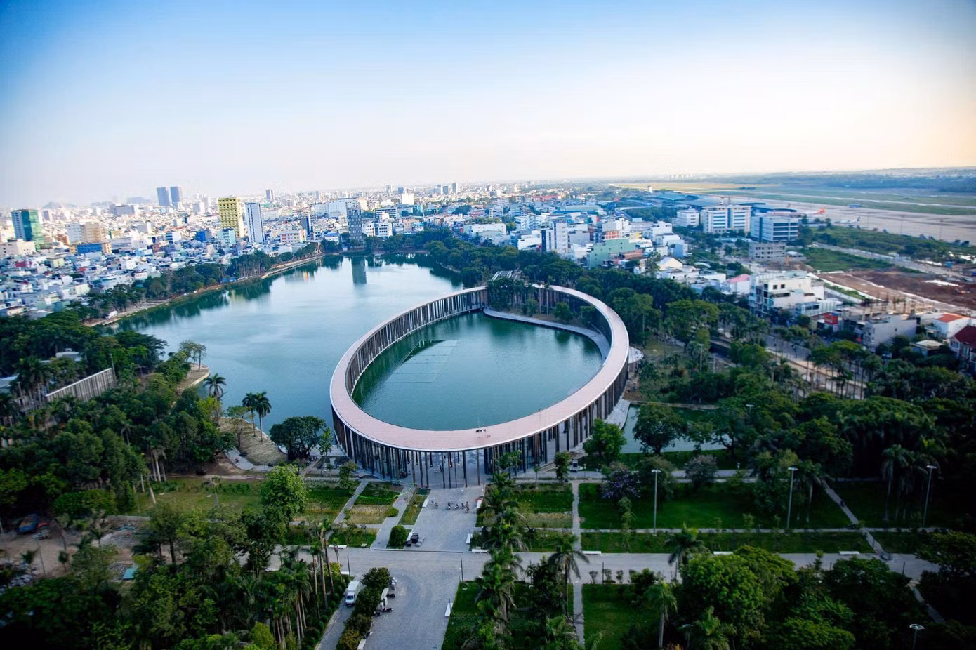 'Chiếc nhẫn' giữa lòng Đà Nẵng - 1