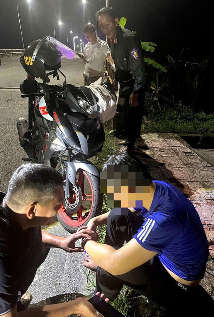Nạn nhân được ứng cứu kịp thời. Ảnh: CA.