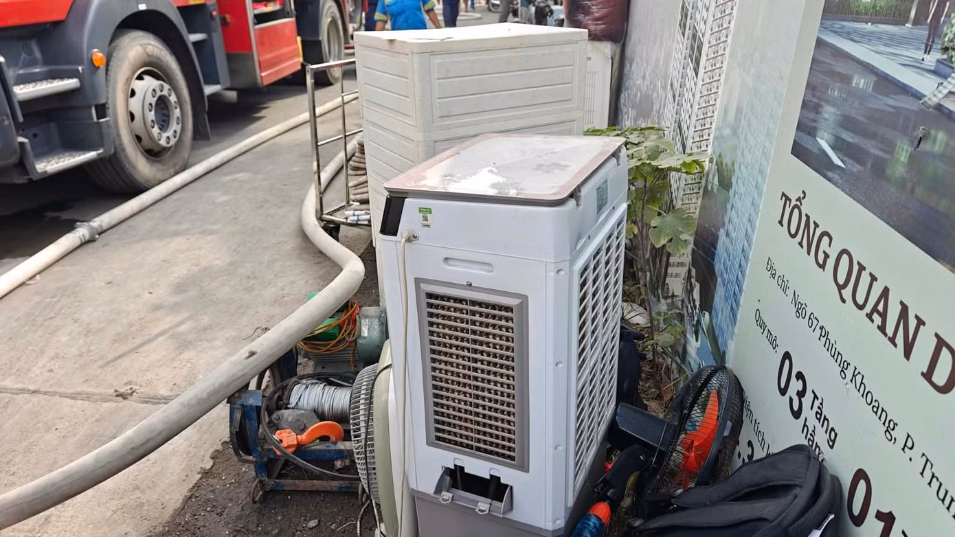 Nhiều tài sản được di chuyển ra ngoài.