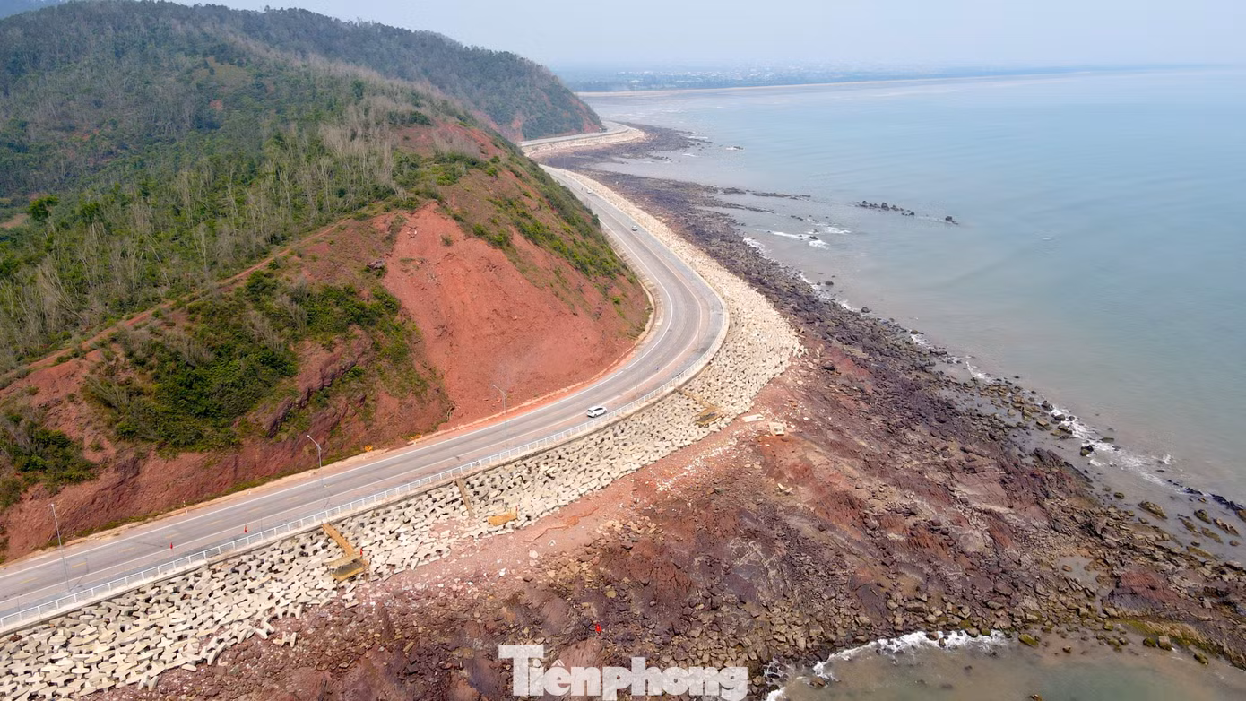 Đường ven biển qua tỉnh Nghệ An dài khoảng 60km, tổng mức đầu tư gần 5.000 tỷ đồng.