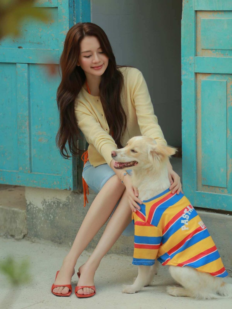Ảnh sao 21/10: Phi Thanh Vân hạnh phúc bên bạn trai U60 - 8