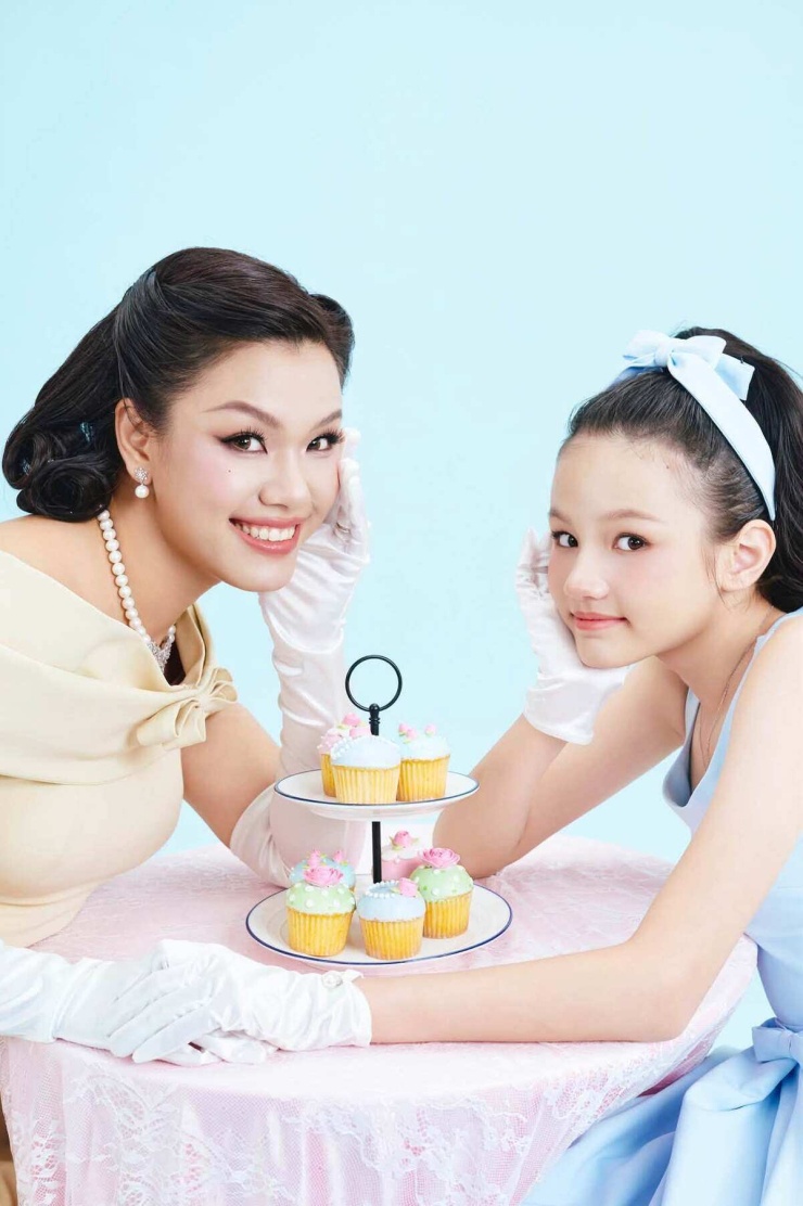 Ảnh sao 21/10: Phi Thanh Vân hạnh phúc bên bạn trai U60 - 9