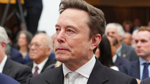 Tỷ phú Elon Musk. Ảnh HuffPost
