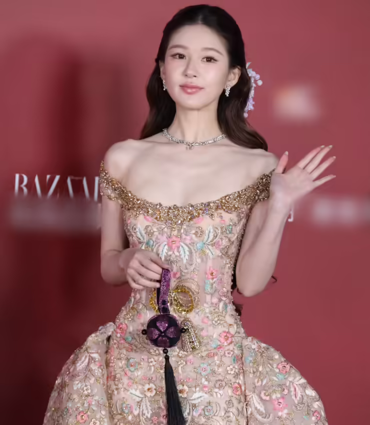 Triệu Lộ Tư trở thành trò cười - 2