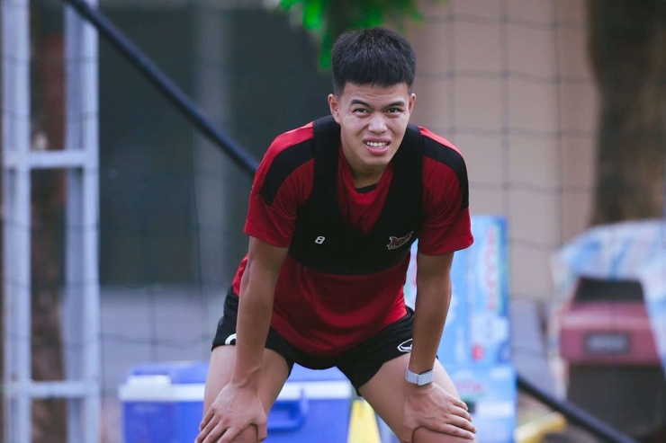 Năm 2023, Trần Thành Trung được đôn lên đội một CLB Slavia Sofia. Ảnh: Ninh Bình FC.