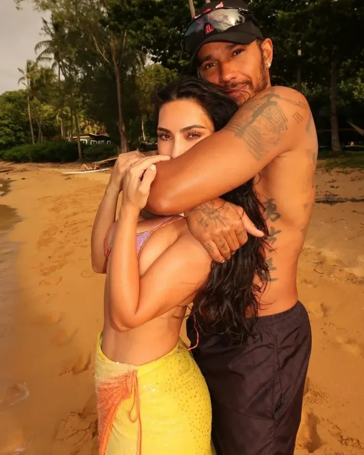 Kim Kardashian và Lewis Hamilton trong kỳ nghỉ ở Hawaii. Ảnh: Lewis Hamilton/Instagram